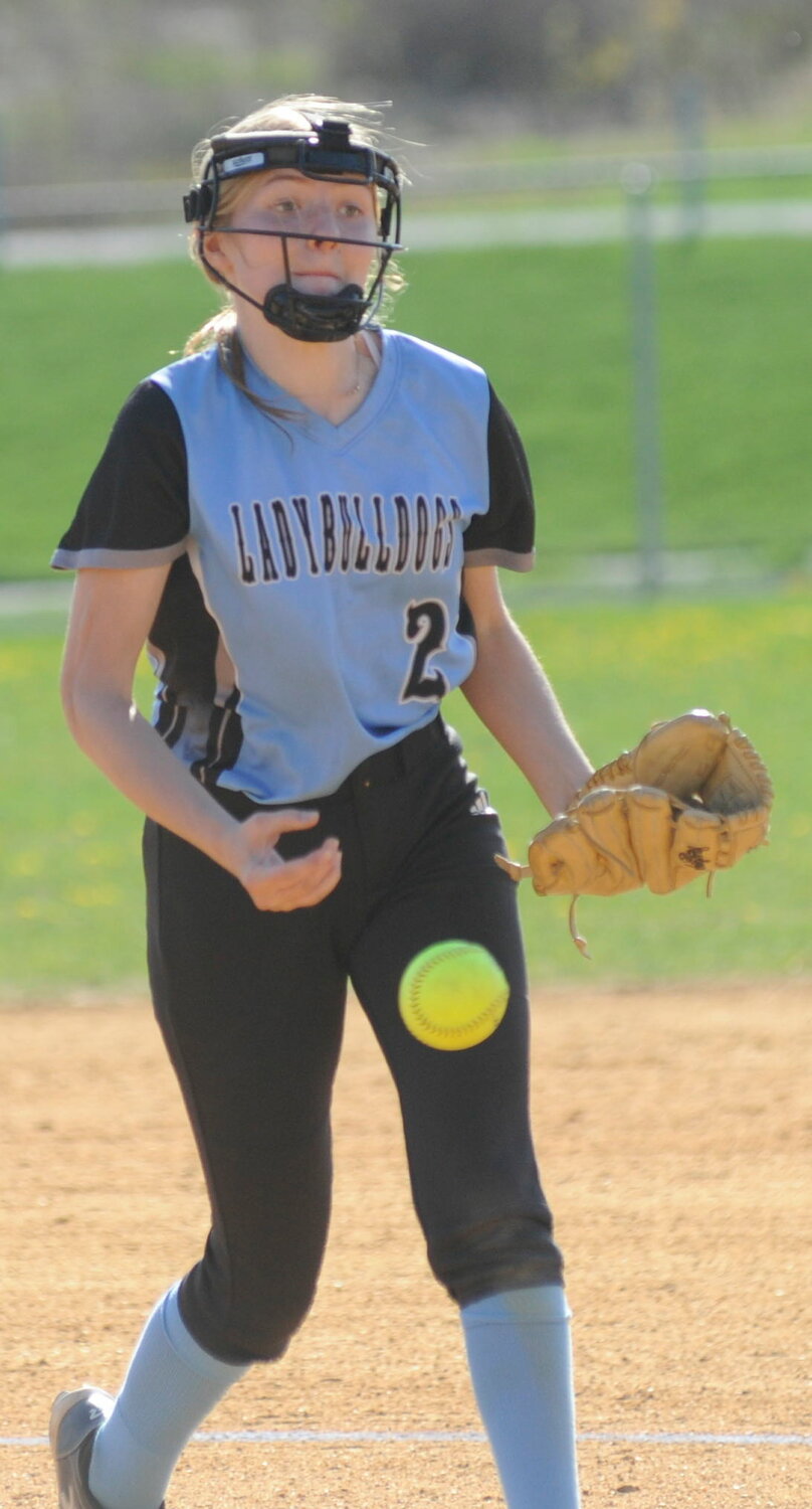 Sullivan West’s pitcher Elizabeth Reeves went 2-for-4 with 2 singles.